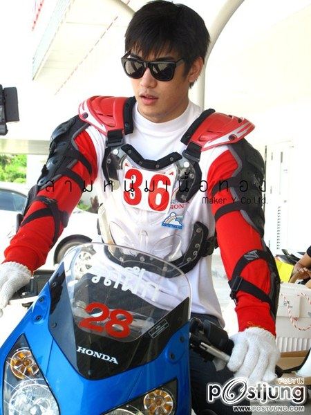 เคน ภูภูมิ