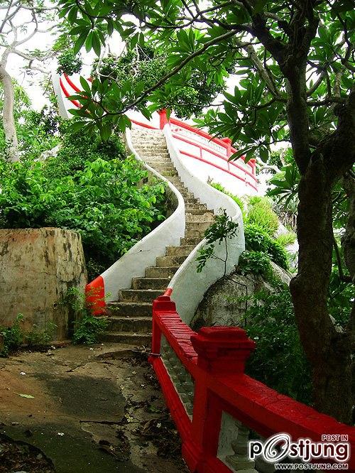 วัดถ้ำตะโก หรือวัดถ้ำตะโกพุทธโสภา จังหวัดลพบุรี