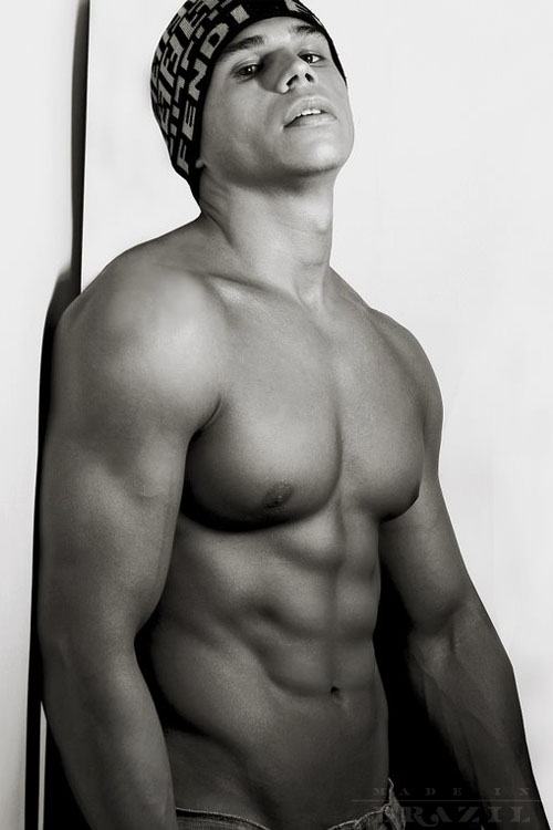 นายแบบ 033