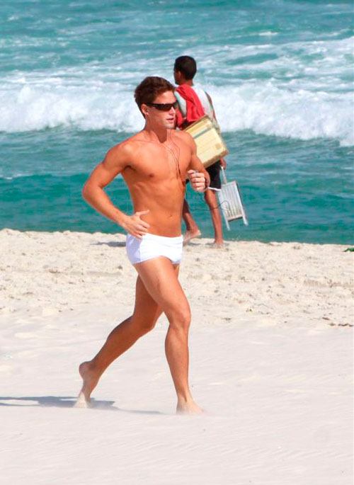 นายแบบ 033