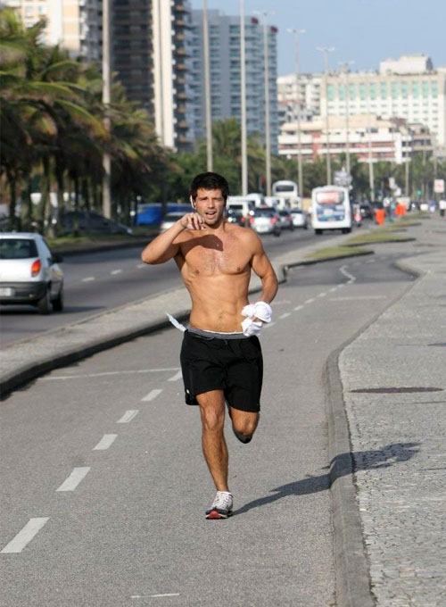 นายแบบ 033