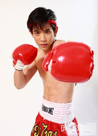 พอร์ชในชุดนักมวยไทยค่ะ