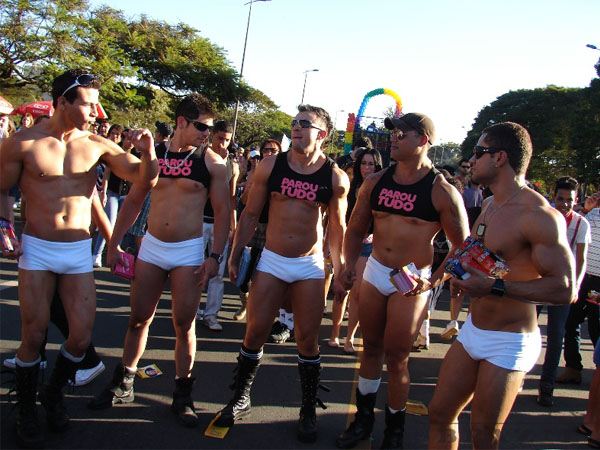 นายแบบ 037