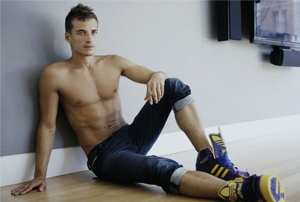 นายแบบ 038