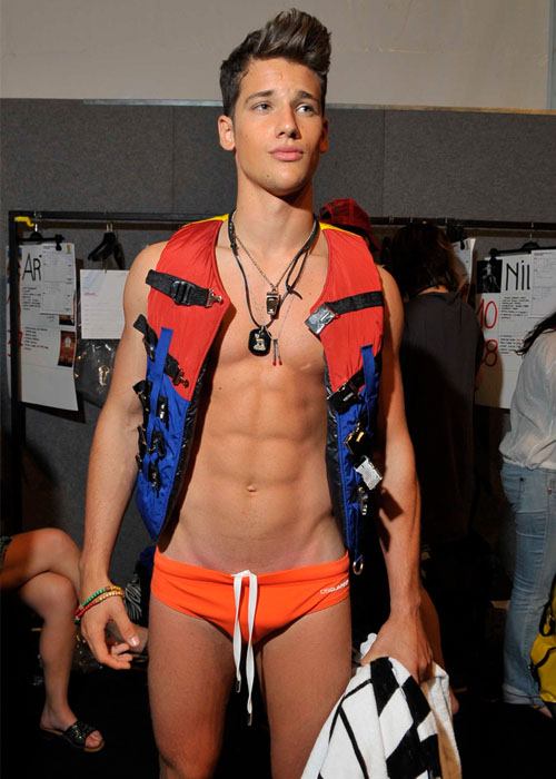 นายแบบ 039