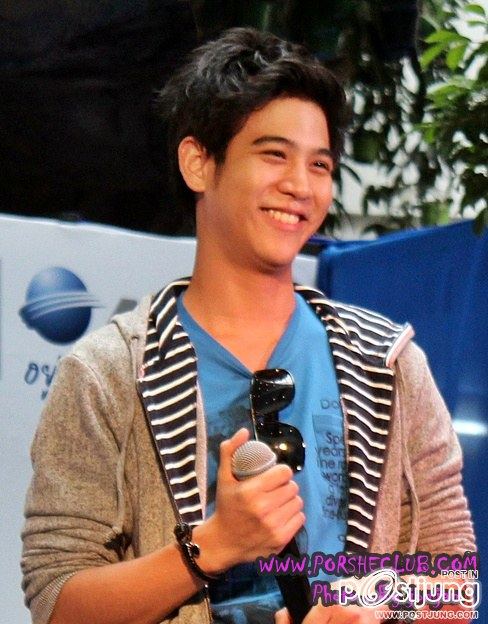 พอร์ช งาน AIS 3G @ THE MALL แจ่มมาก