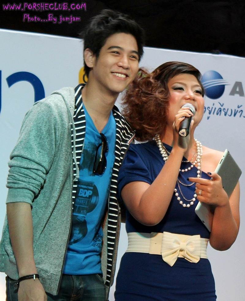 พอร์ช งาน AIS 3G @ THE MALL แจ่มมาก