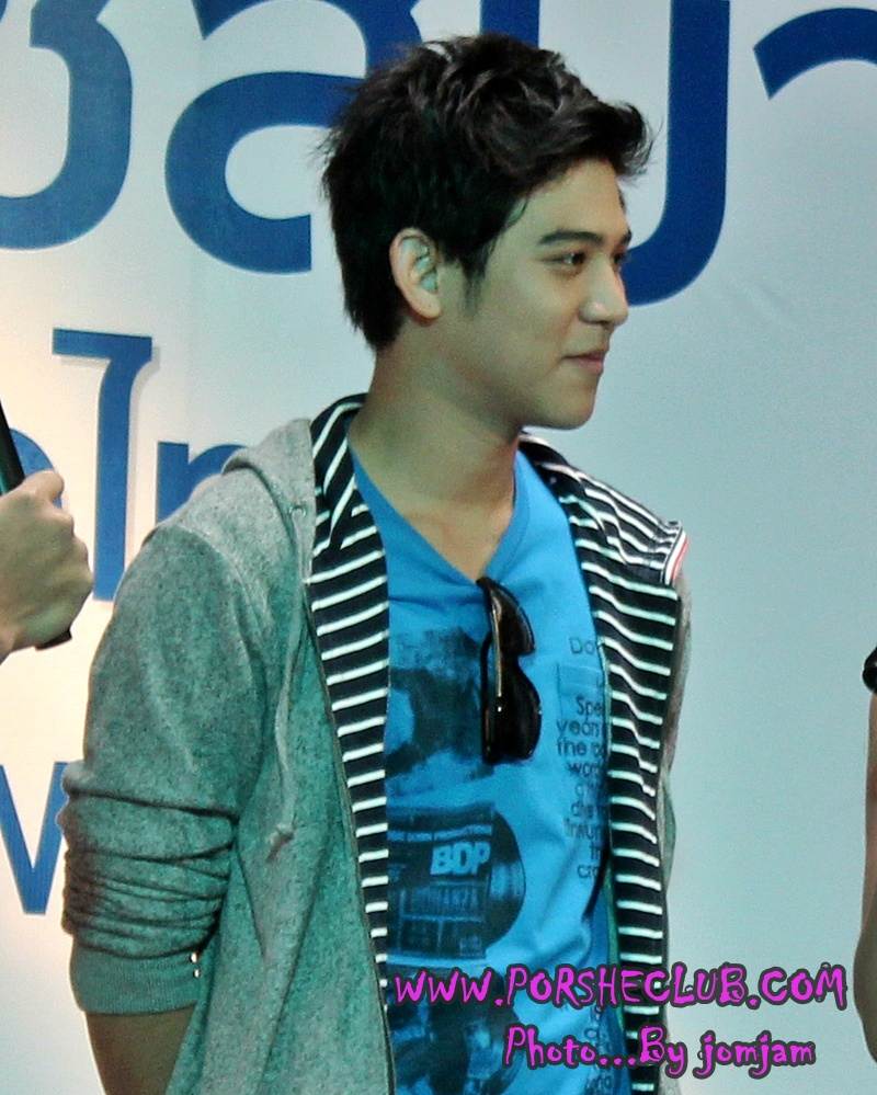 พอร์ช งาน AIS 3G @ THE MALL แจ่มมาก