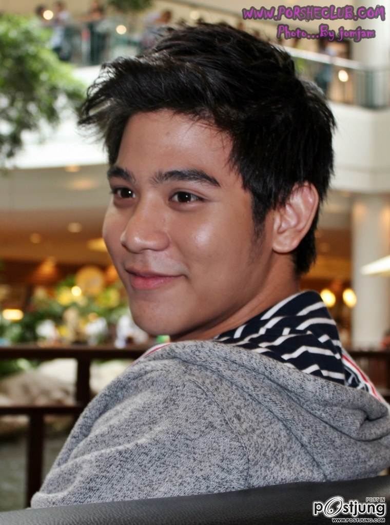 พอร์ช งาน AIS 3G @ THE MALL แจ่มมาก