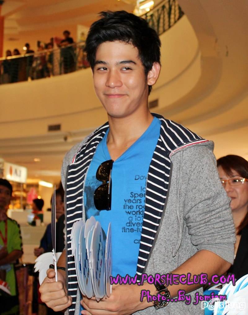 พอร์ช งาน AIS 3G @ THE MALL แจ่มมาก