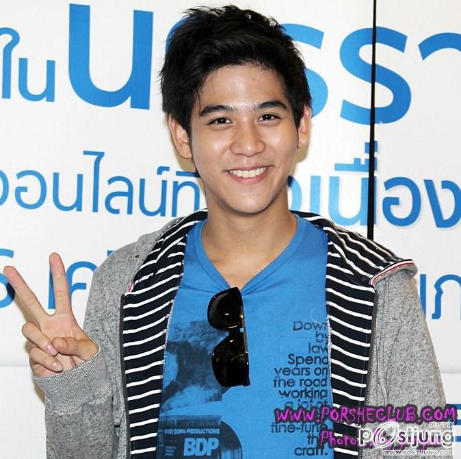 พอร์ช งาน AIS 3G @ THE MALL แจ่มมาก