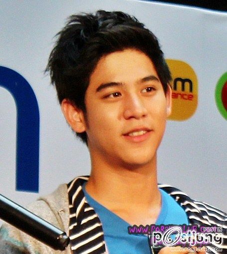 พอร์ช งาน AIS 3G @ THE MALL แจ่มมาก