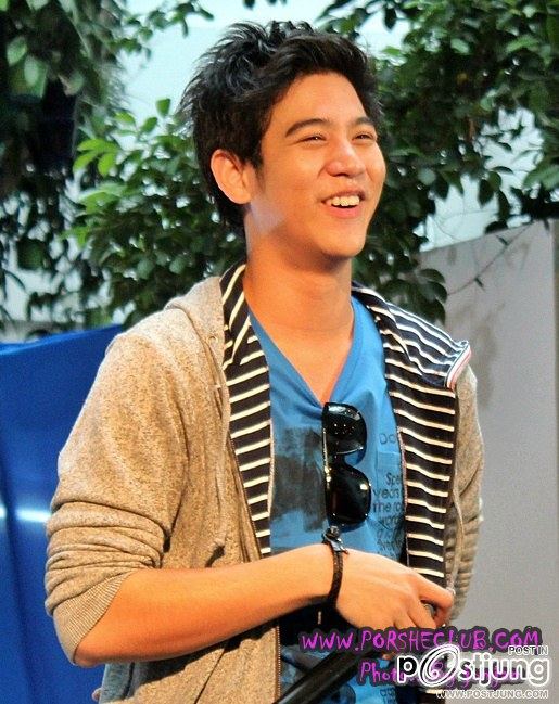 พอร์ช งาน AIS 3G @ THE MALL แจ่มมาก