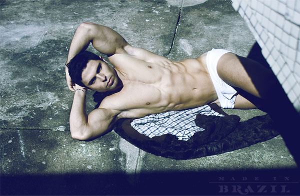 นายแบบ 041