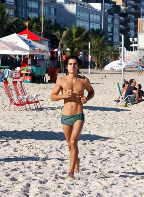 นายแบบ 041