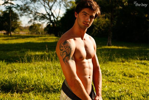 นายแบบ 041