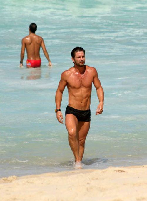 นายแบบ 045