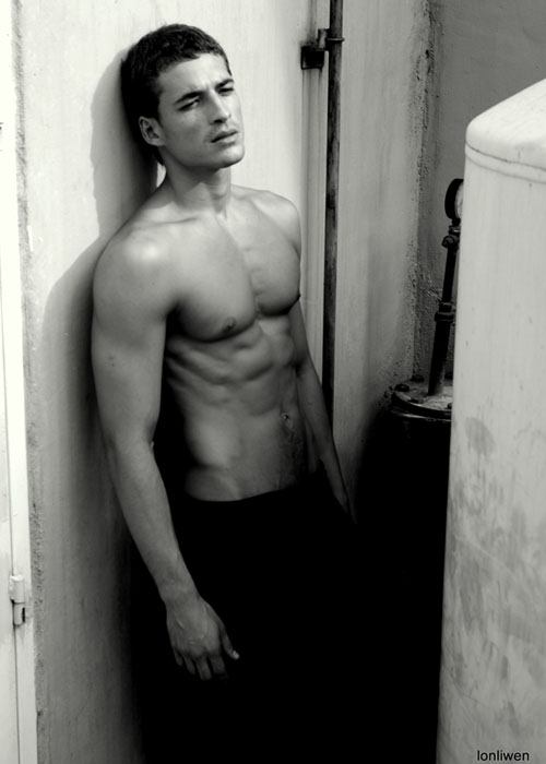 นายแบบ 045