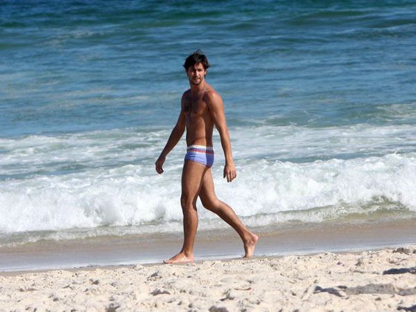 นายแบบ 045