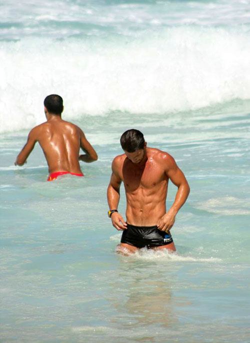 นายแบบ 045