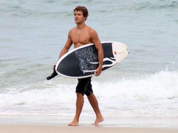 นายแบบ 047