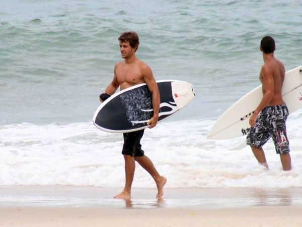 นายแบบ 047