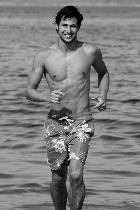 นายแบบ 048