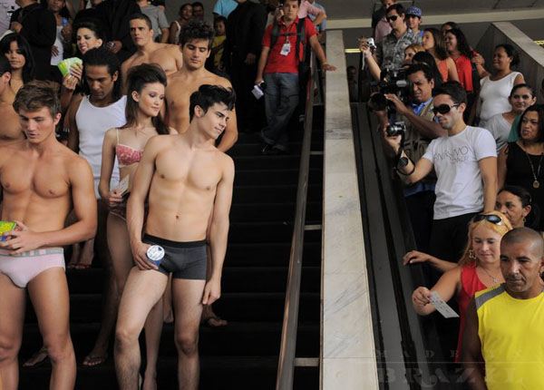 นายแบบ 049