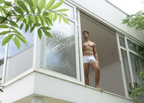 นายแบบ 050