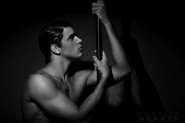 นายแบบ 050