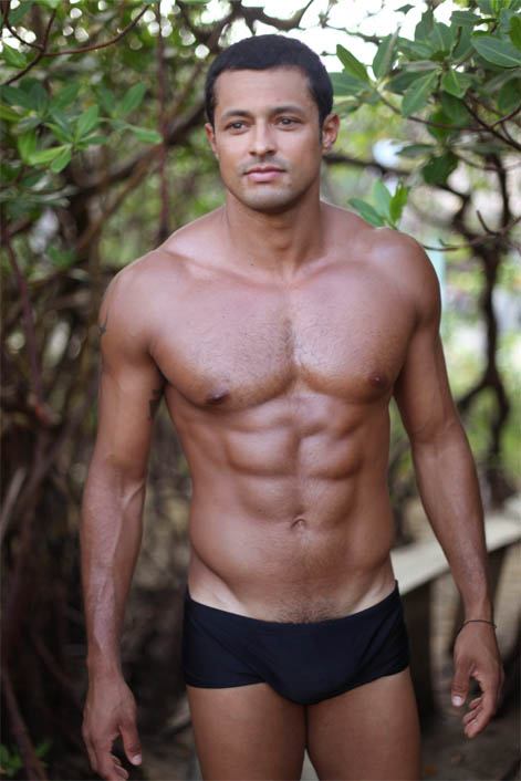 นายแบบ 050