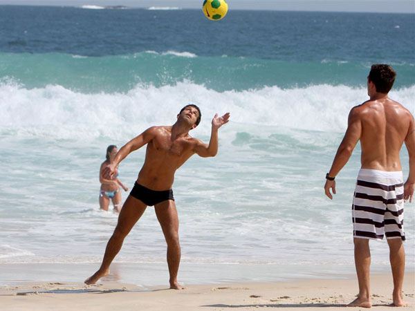 นายแบบ 050