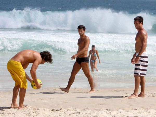 นายแบบ 050