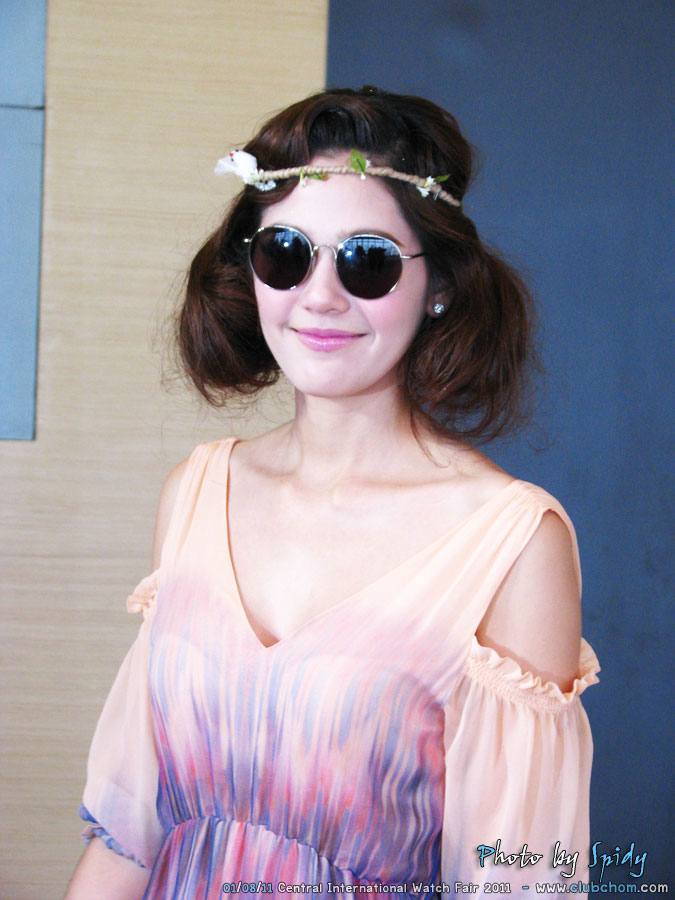 ชมพู่ อารยา เปิดตัวนาฬิกาสุดอลังการ