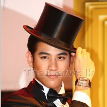 พอร์ช ศรัณย์ ในงาน CENTRAL INTERNATIONAL WATCH FAIR  2011