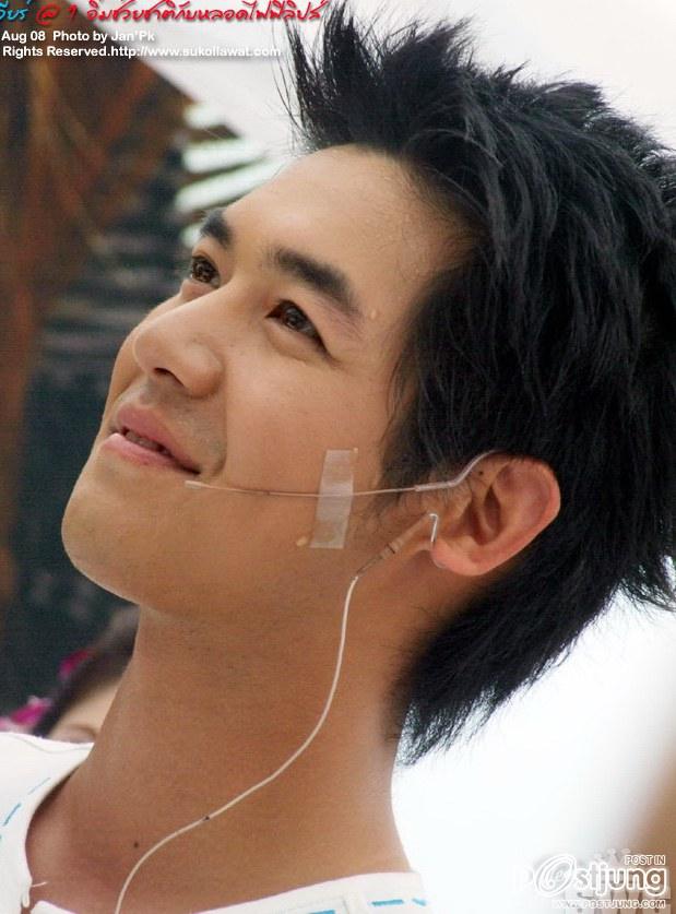 รอยยิ้มมัดใจ