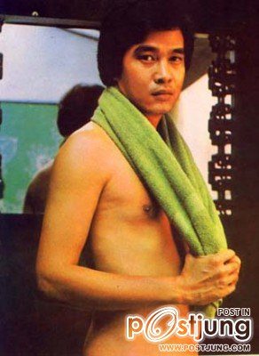 พระเอกที่ผ่านมา