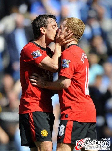 เนวิล กับ สโคล ของแมนยู