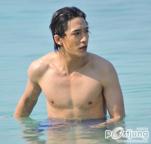 คุณจาให้คะแนนพวกเค๊า**เท่าไหร่