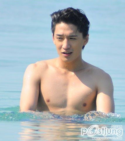 คุณจาให้คะแนนพวกเค๊า**เท่าไหร่