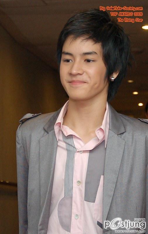 รอยยิ้มน้องเก้า