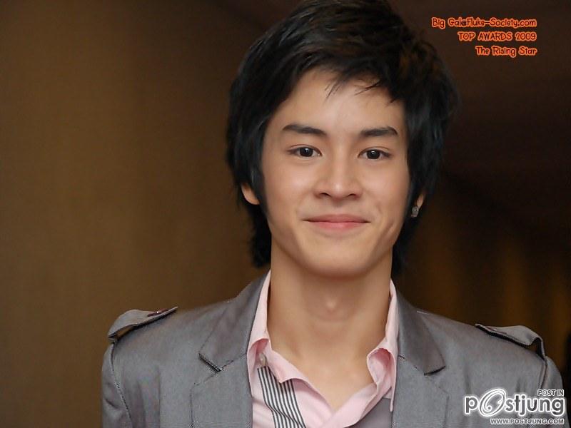 รอยยิ้มน้องเก้า