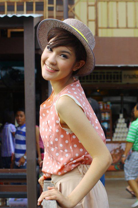 น้องเปา เปาวลี  นางเอกพุ่มพวง