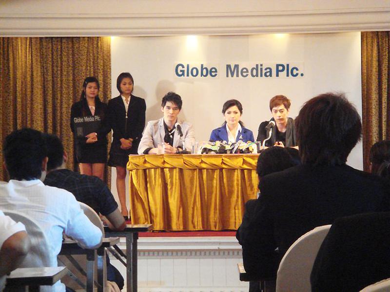 ทำหน้าที่ดูแลภาพลักษณ์ของศิลปิน