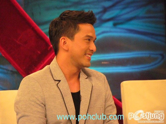 ยิ้มหล่อ