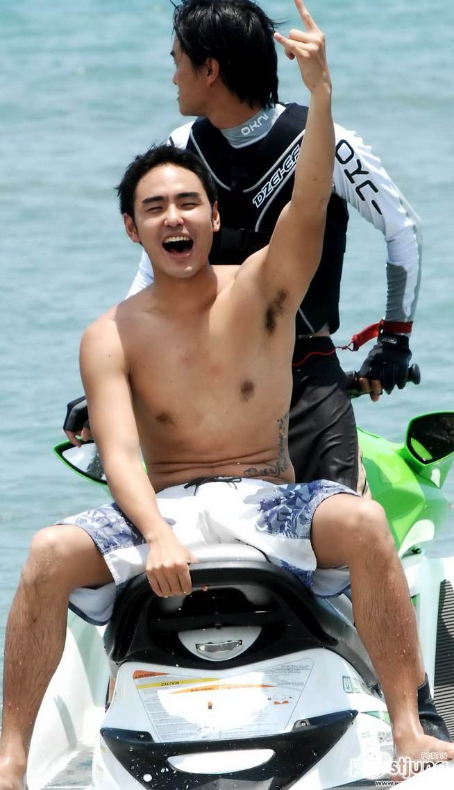 พระเอกเกาหลี