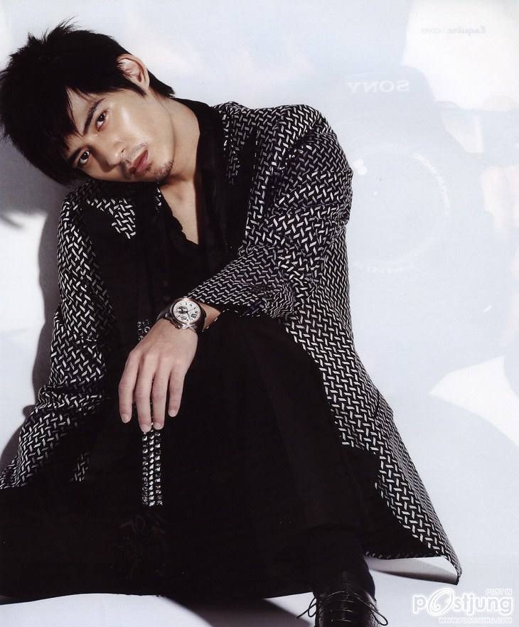 2 หนุ่มเกาหลี-ใต้หวัน คุณให้คะแคนคนไหน