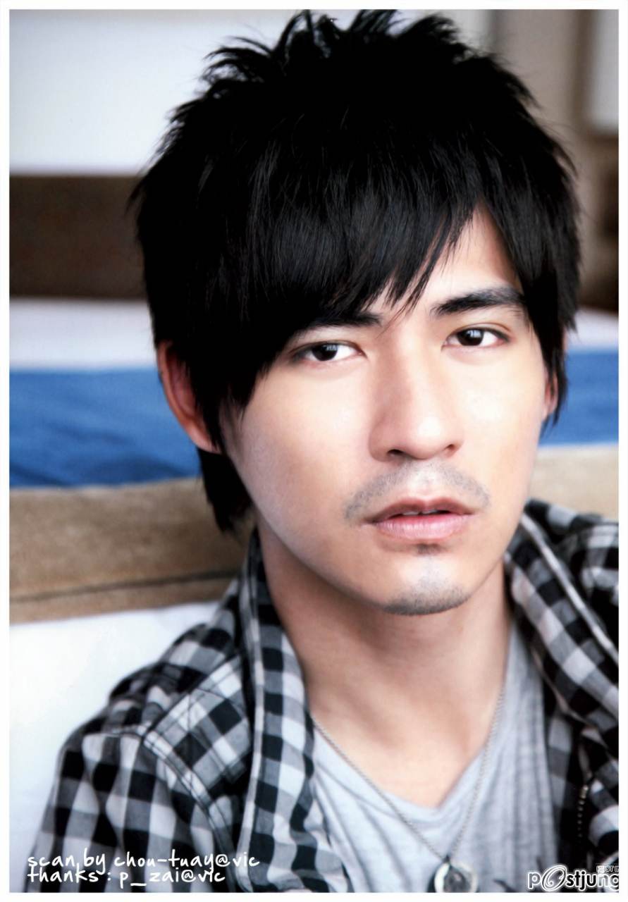 2 หนุ่มเกาหลี-ใต้หวัน คุณให้คะแคนคนไหน