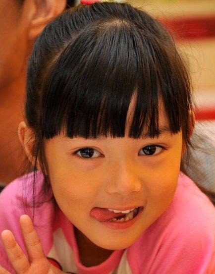 น้องใยไหม สาวน้อยสุดน่ารัก