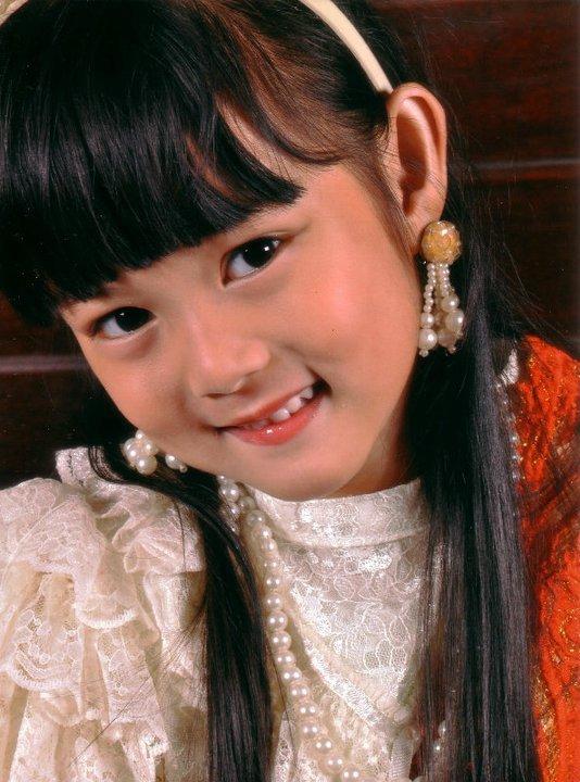 น้องใยไหม สาวน้อยสุดน่ารัก